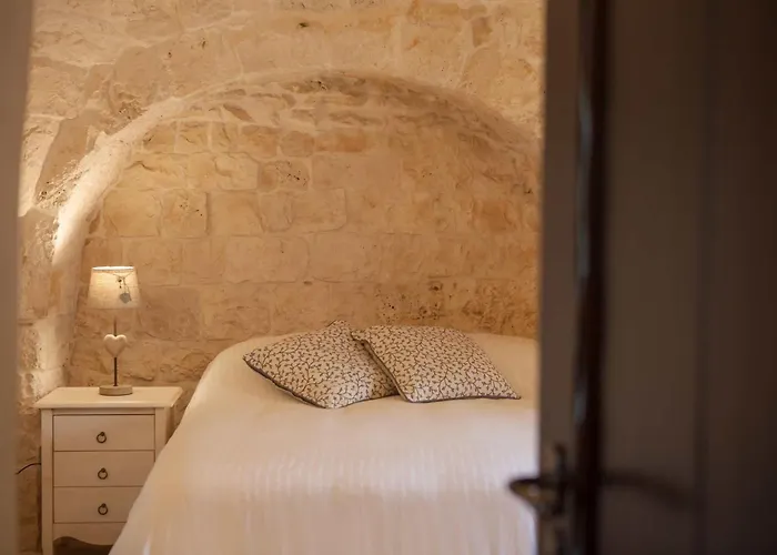 Trullo Badessa With Private Pool Martina Franca
