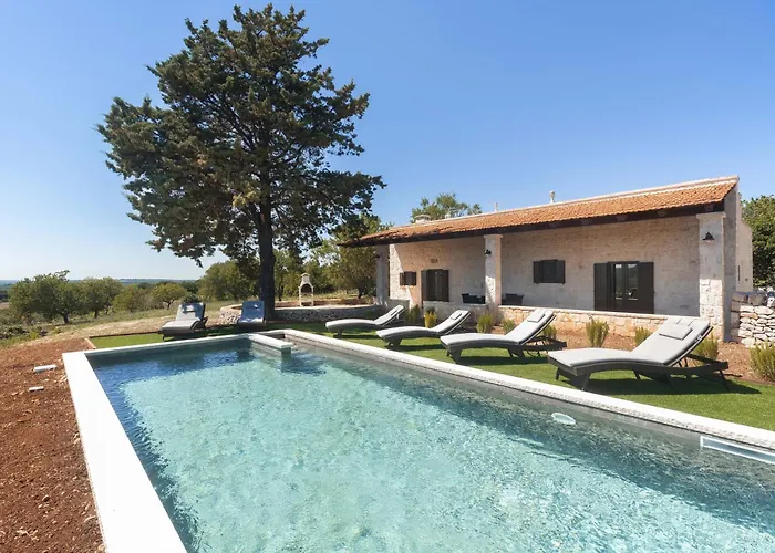 Trullo Badessa With Private Pool Villa *