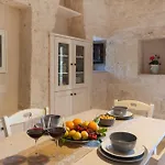 Trullo Badessa With Private Pool מרטינה פרנקה
