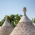Trullo Badessa With Private Pool וילה