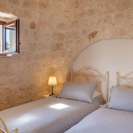 Trullo Badessa With Private Pool Martina Franca